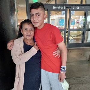 Meet your Posher, Luis eduardo